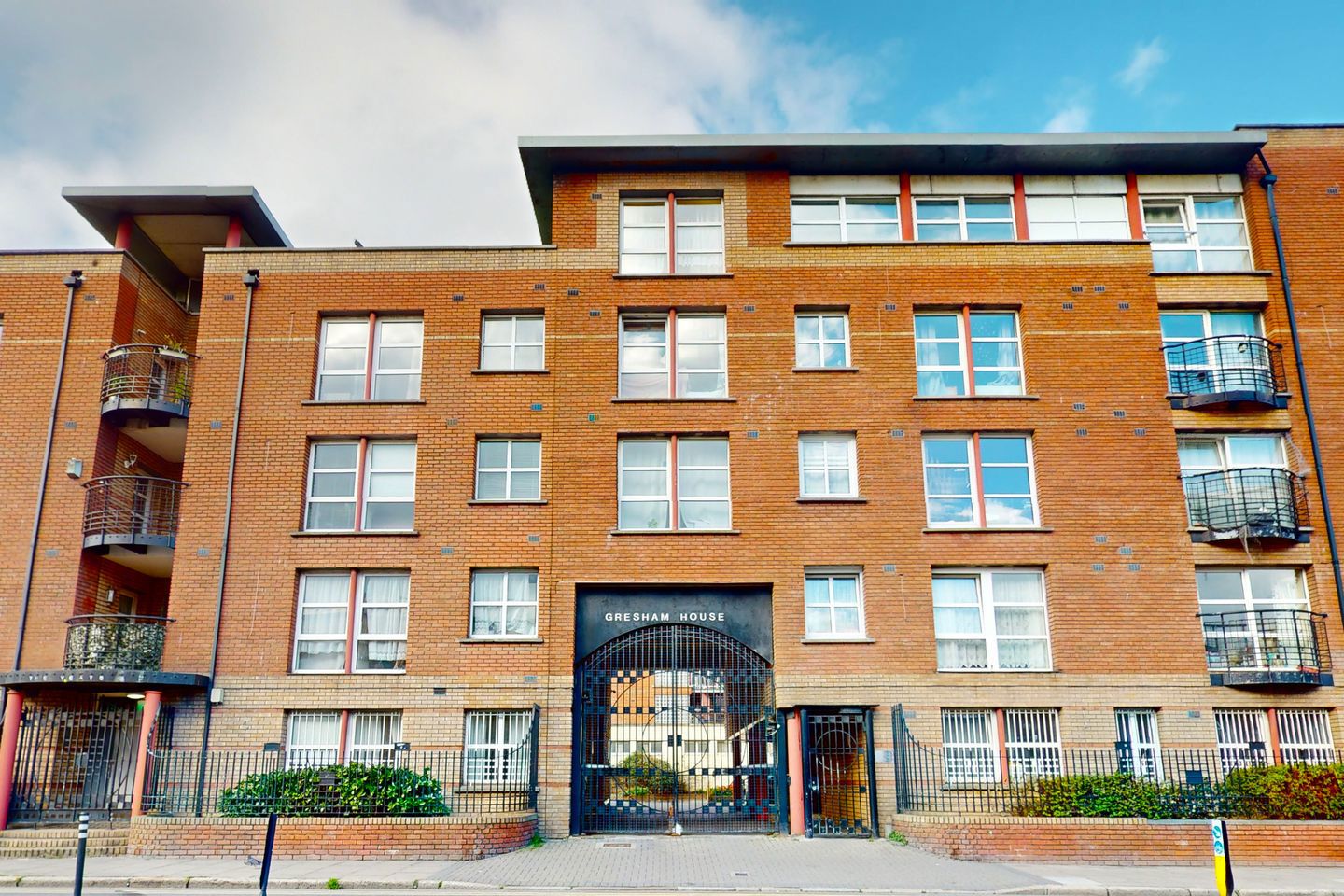 81 Gresham House, Dublin 1, D01EP89 1