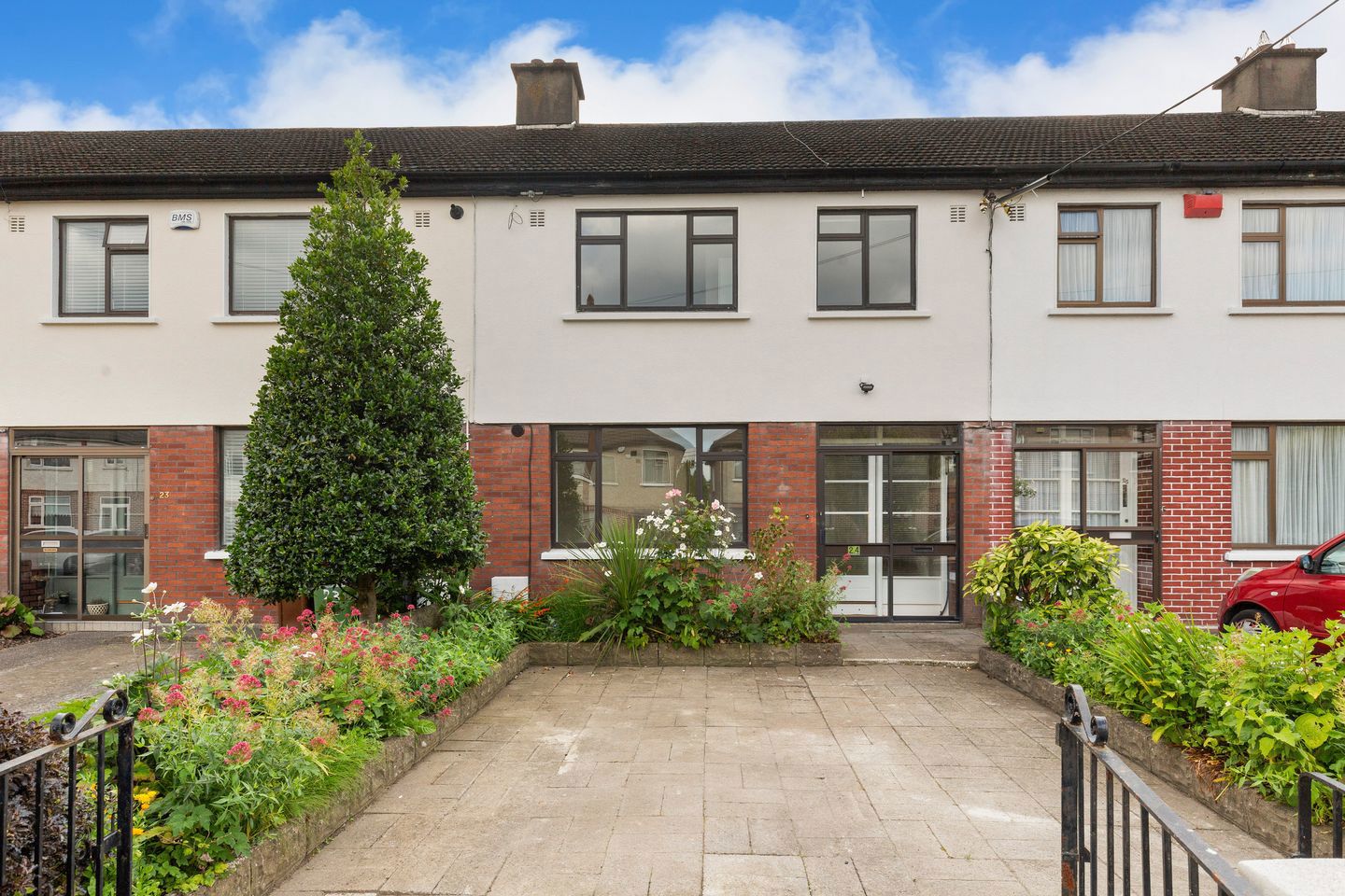 24 Whitehall Park, Terenure, Kimmage, Dublin 12, D12C1P0 1