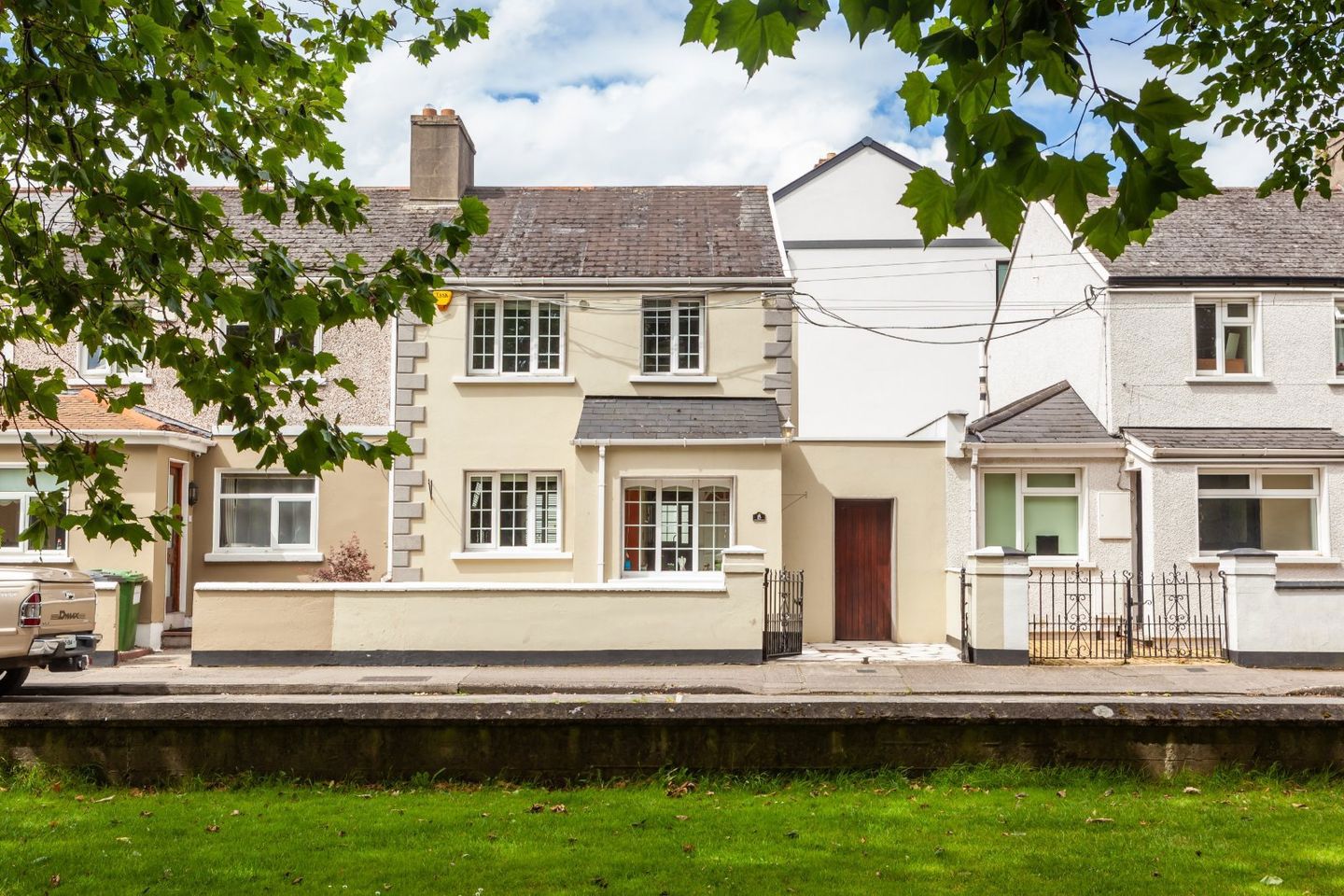 15 Blackquiere Villas, Off North Circular Road, Royal Canal Bank, Dublin 7, D07RY17 1