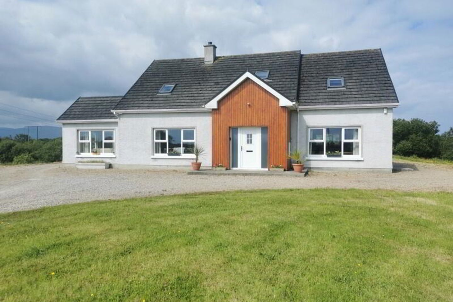 Ardfarna, Bundoran, Co. Donegal, F94XY79 1