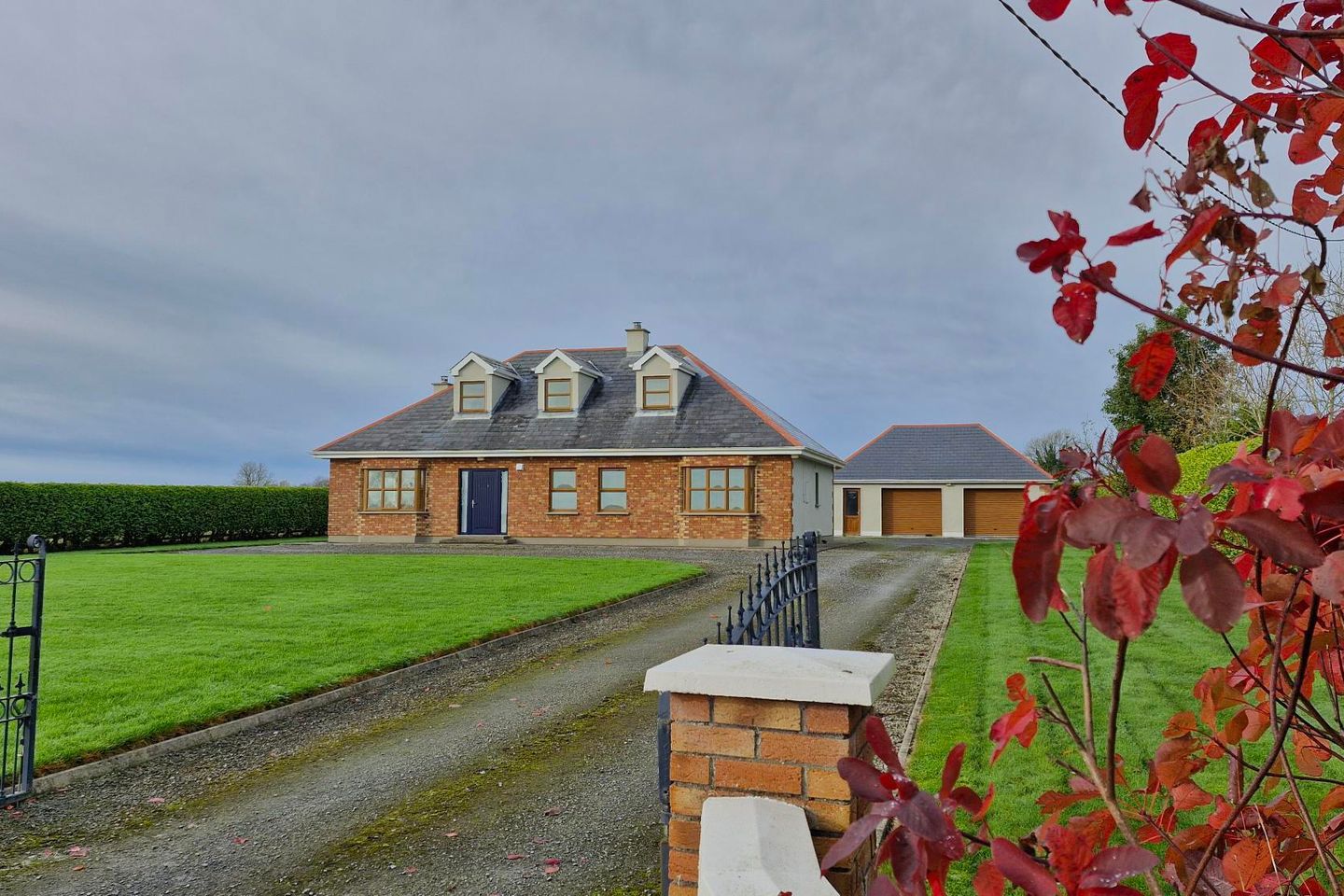 Eskermore, Ballinamore Bridge, Ballinasloe, Co. Galway, H53XK63 1