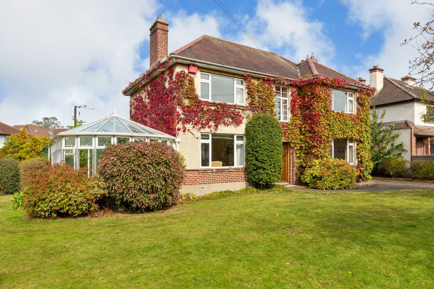2 Hillside Drive, Castle Park, Rathfarnham, Dublin 14, D14C983 1