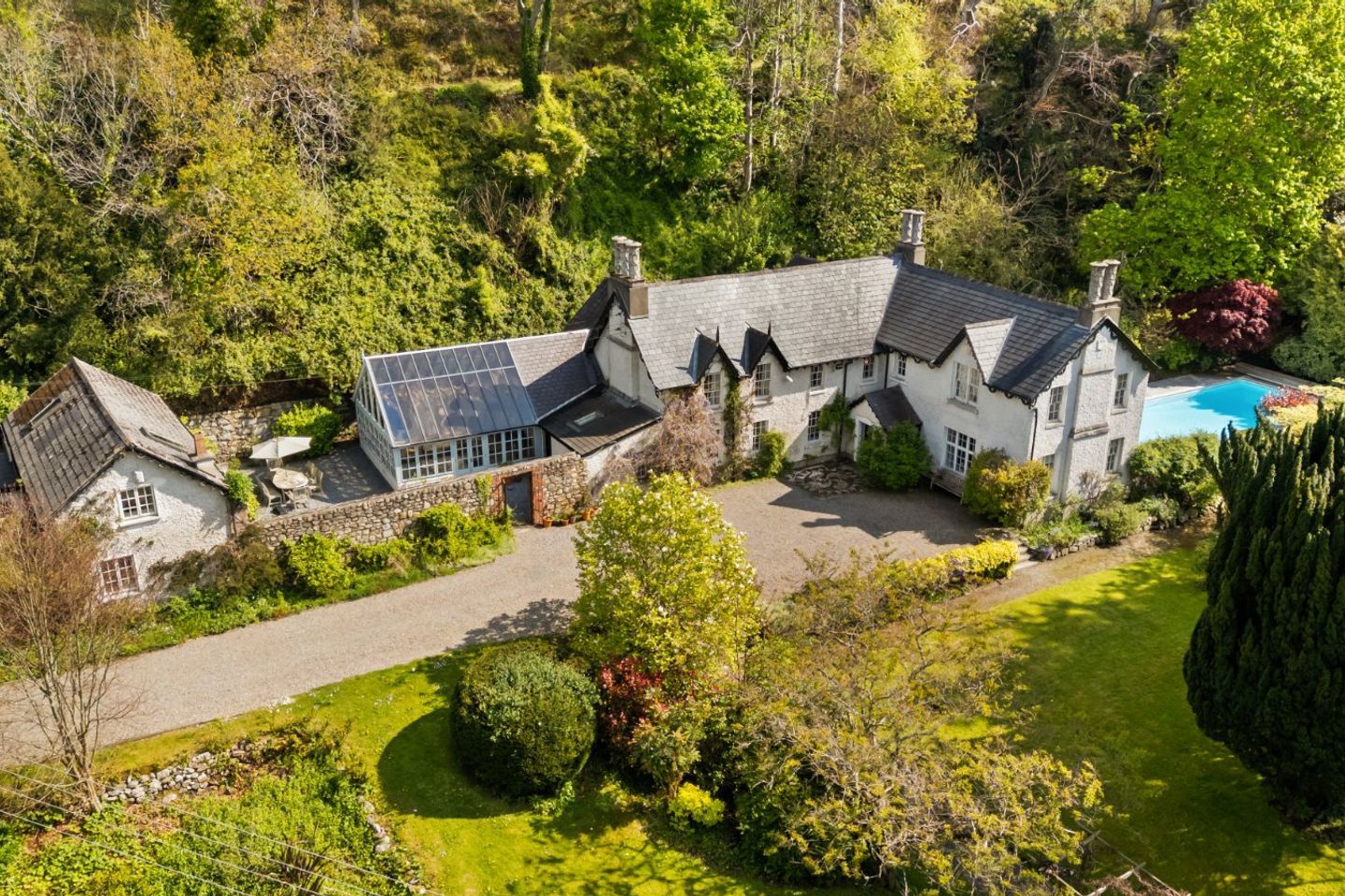 Glenbrook House and Mews, Enniskerry, Co Wicklow, Enniskerry, Co. Wicklow, A98N265 1