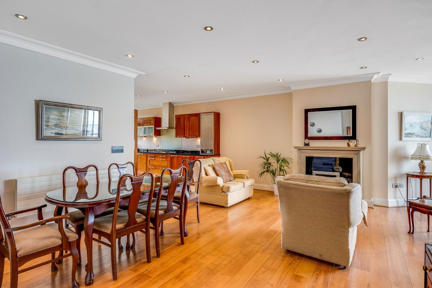 Apartment 12 , Howth Lodge, Howth Road, Howth, Dublin 13, D13C424 21