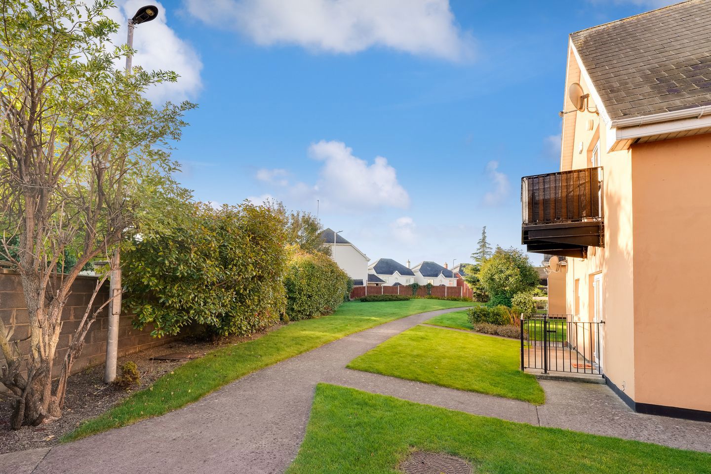 12 Brownsbarn Gardens, Kingswood Cross, Citywest, Co. Dublin 11