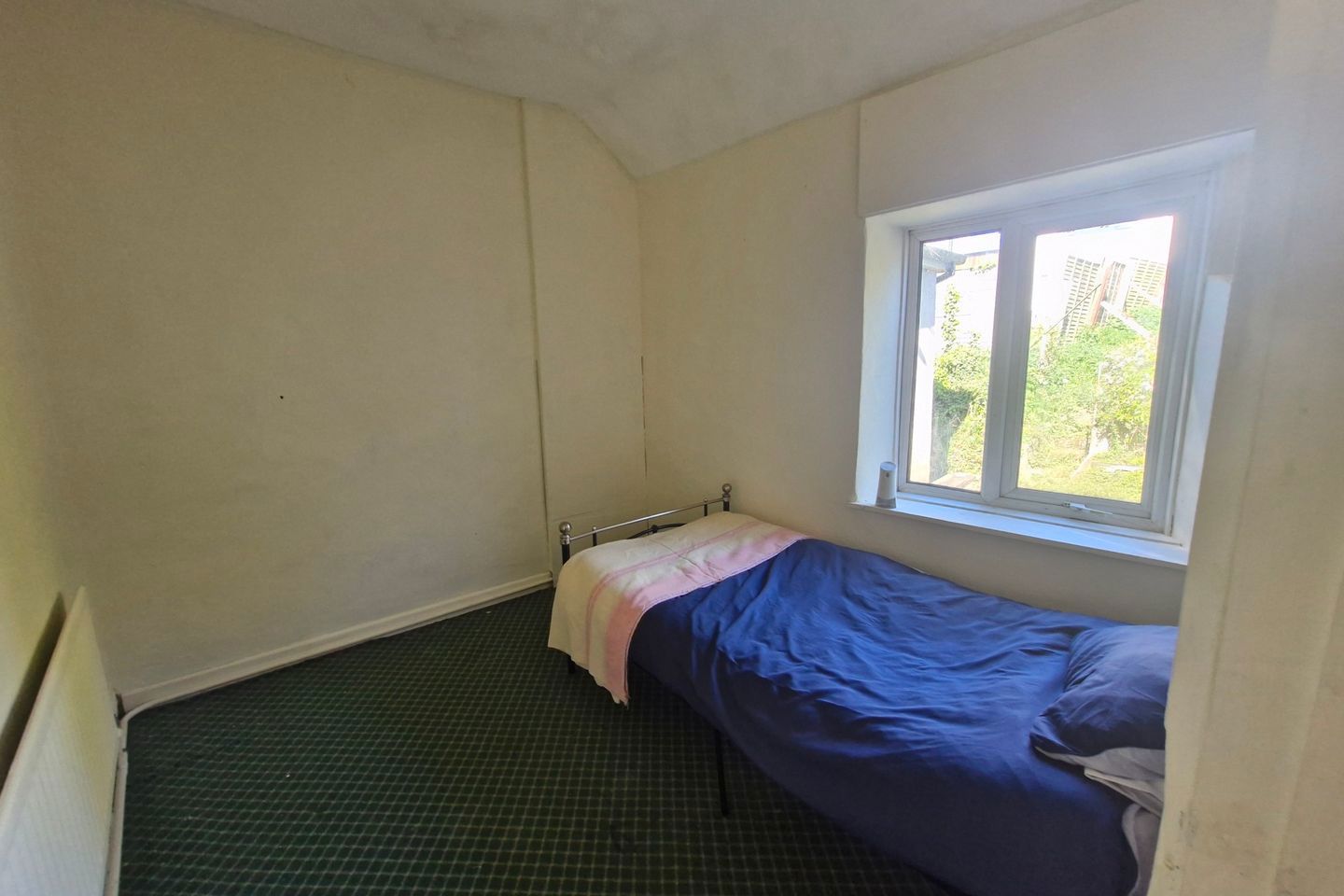 42 Cara Street, Clones, Monaghan, H23C799 5