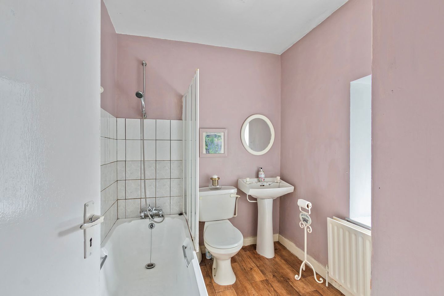 Tigin, Scart Road, Bantry, Co. Cork, P75RW93 6