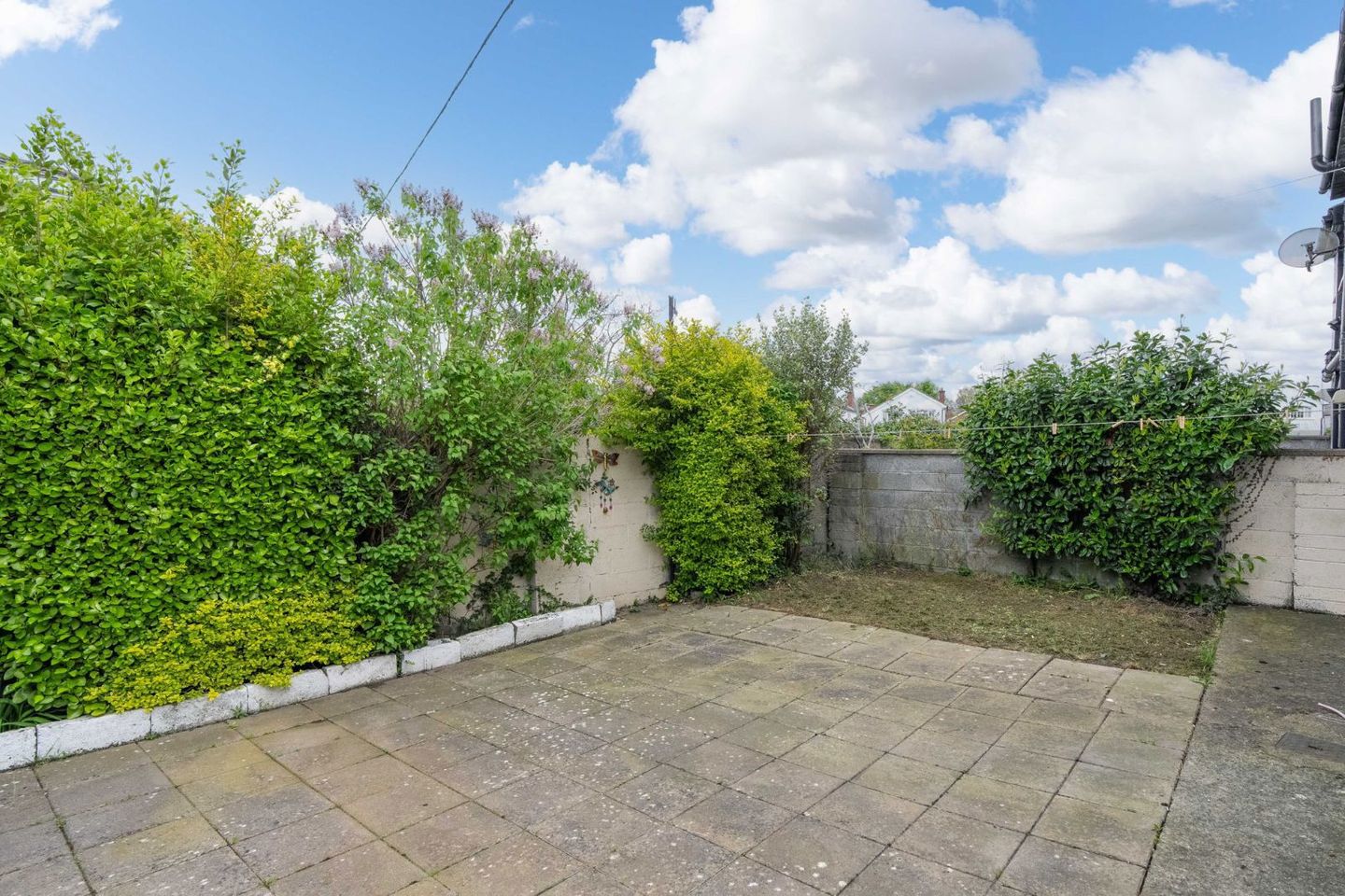 17 whitehall close, terenure, dublin 6w 12