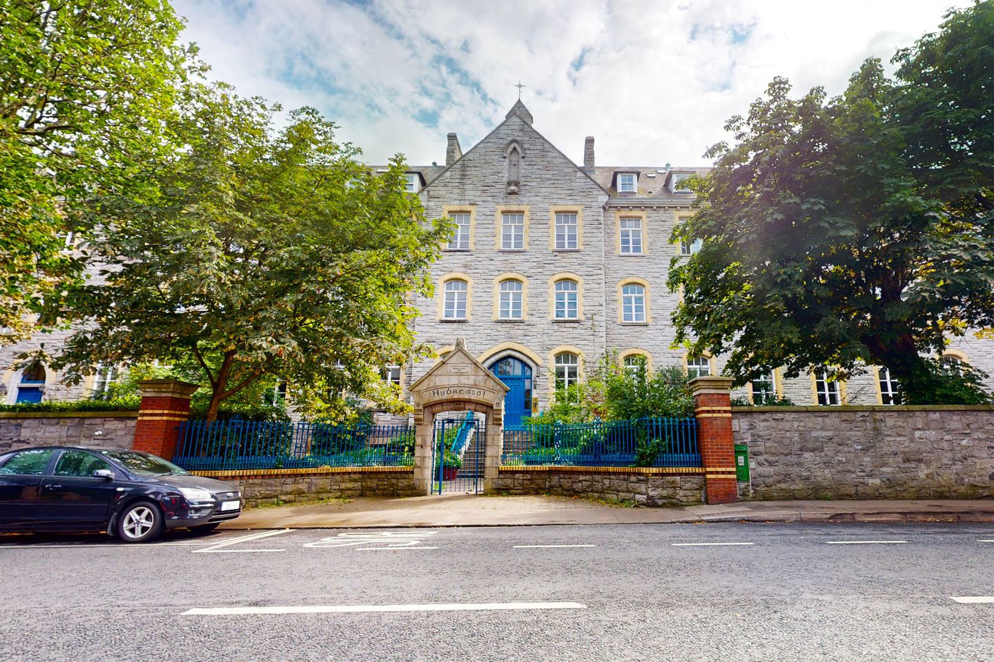 19 Hybreasal House, South Circular Road, Dublin 8, D08Y7C5 11