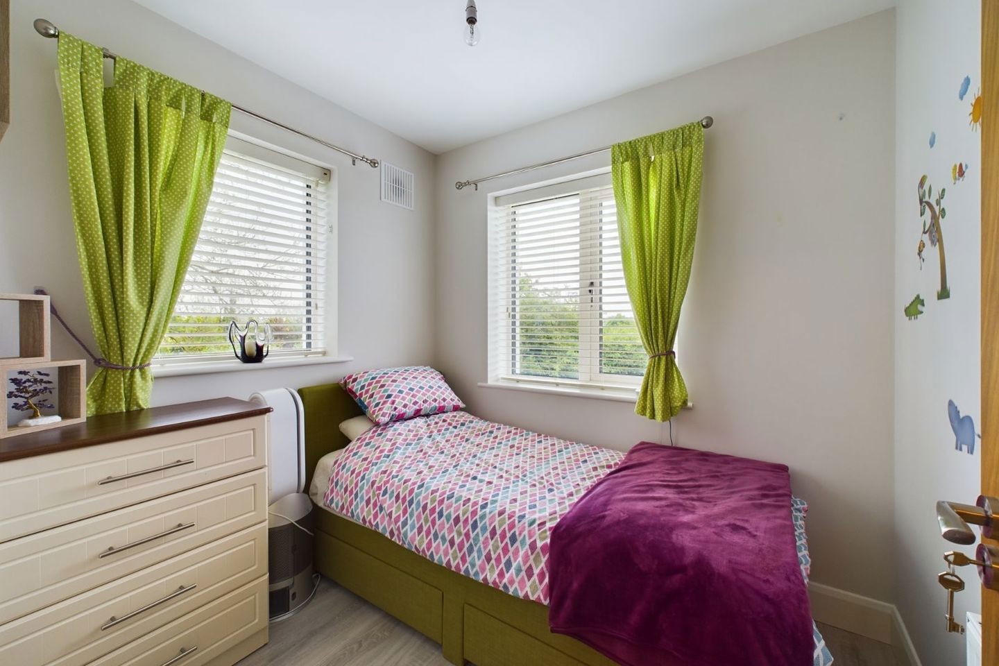 16 The Elms, Oldgrange Wood, Monasterevin, Co. Kildare, W34C796 32