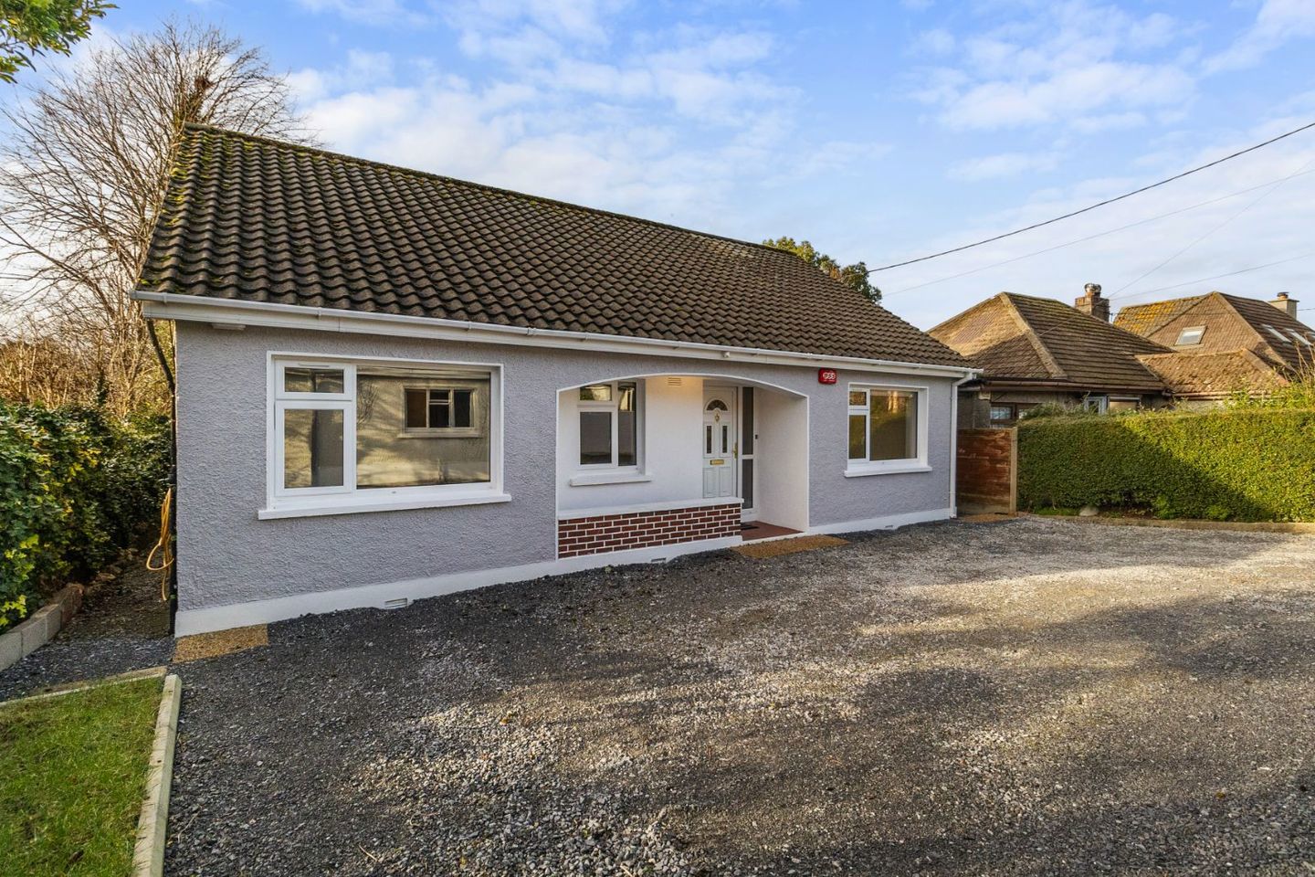 roscairn, 4a fairy ville lawn, the lough 10