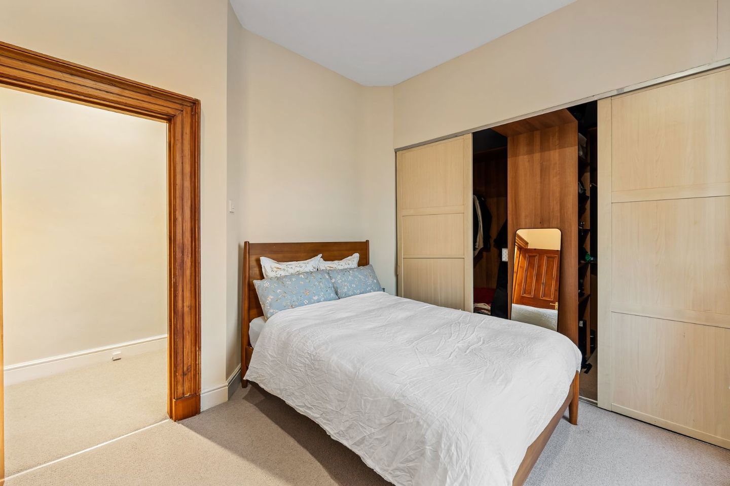 apartment no 2, 14 heytesbury steet, dublin 8 20