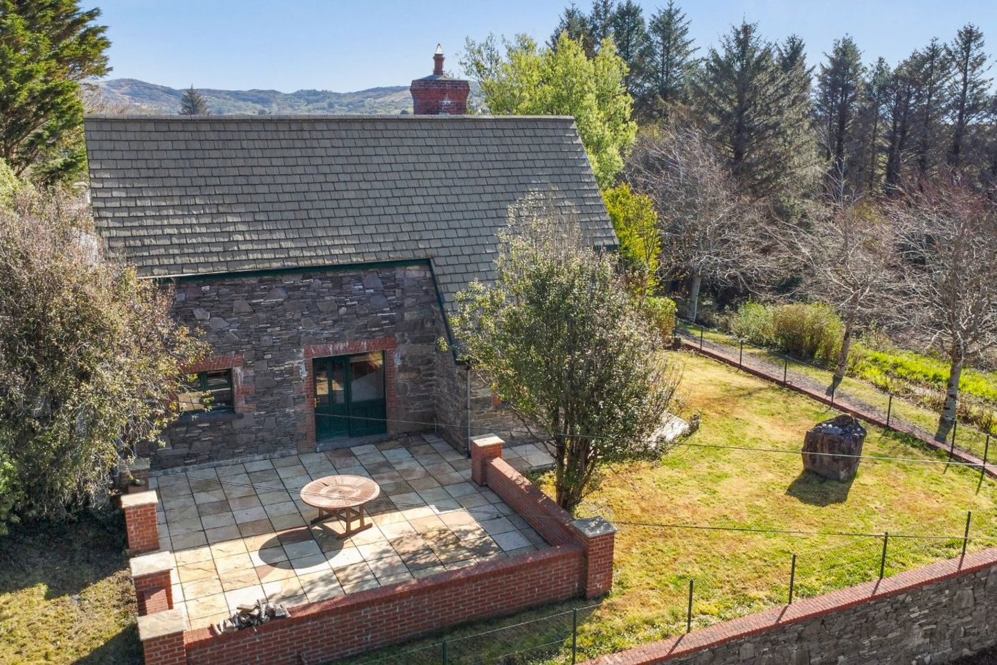 The Old School Residence, Behaghane, Castlecove, Caherdaniel, Co. Kerry, V93C85K 10