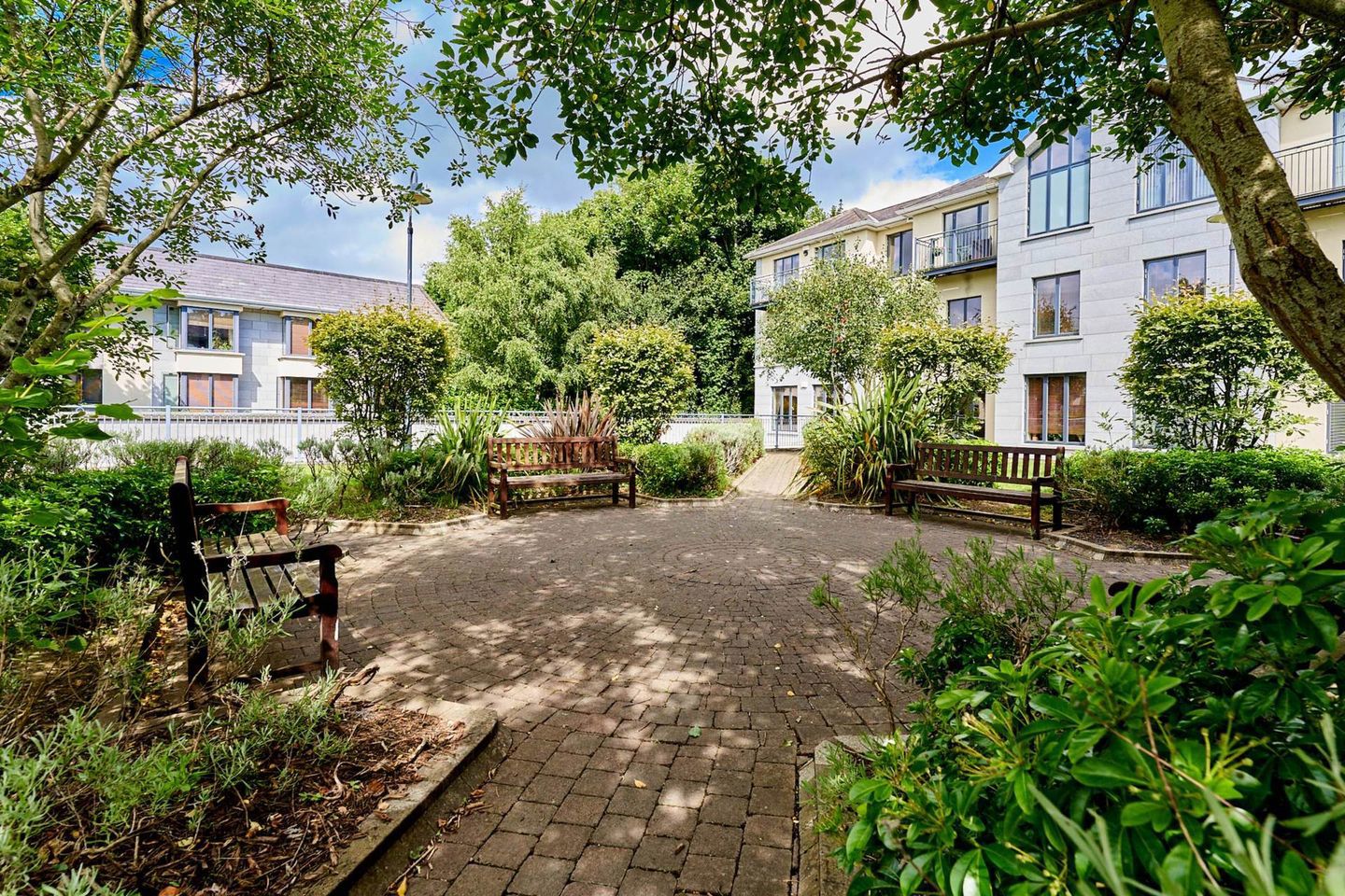 1 Fawn Lodge, Castleknock, Dublin 15 22