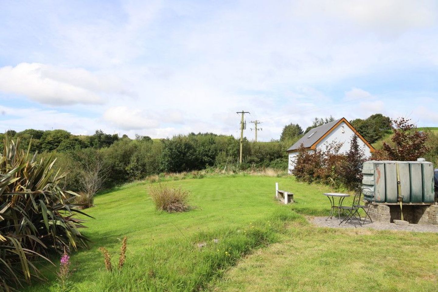 Coppeen East, Enniskeane, Newcestown, Co. Cork, P47VK33 34