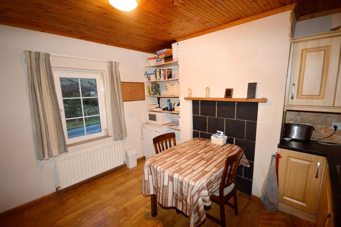 Strasallagh, Glenties, Co. Donegal, F94V4K4 16
