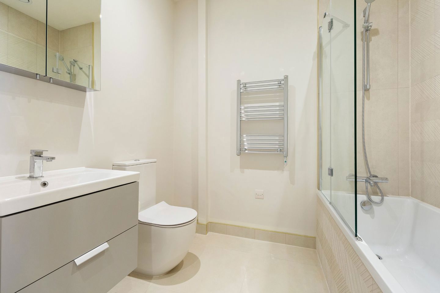 17 Sandymount Castle Court, Sandymount, Dublin 4, D04P9W0 12
