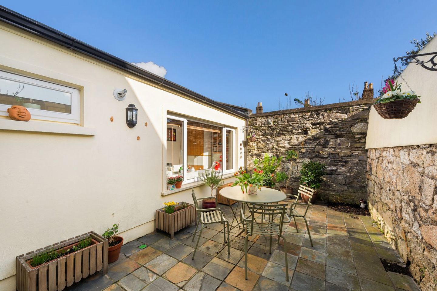 24 Arnott Street, Portobello, Dublin 8, D08N5H9 4