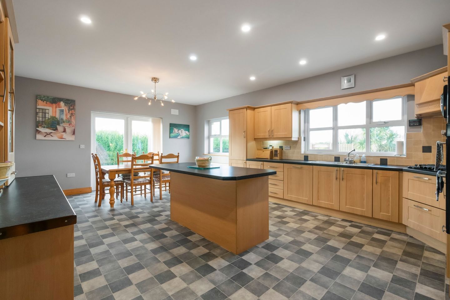 Coolboy, Newbawn, Newbawn, Co. Wexford, Y35DC97 9