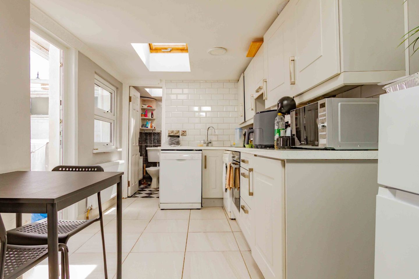 18a Meath Place, Dublin 8, The Coombe, Dublin 8, D08A5X4 2