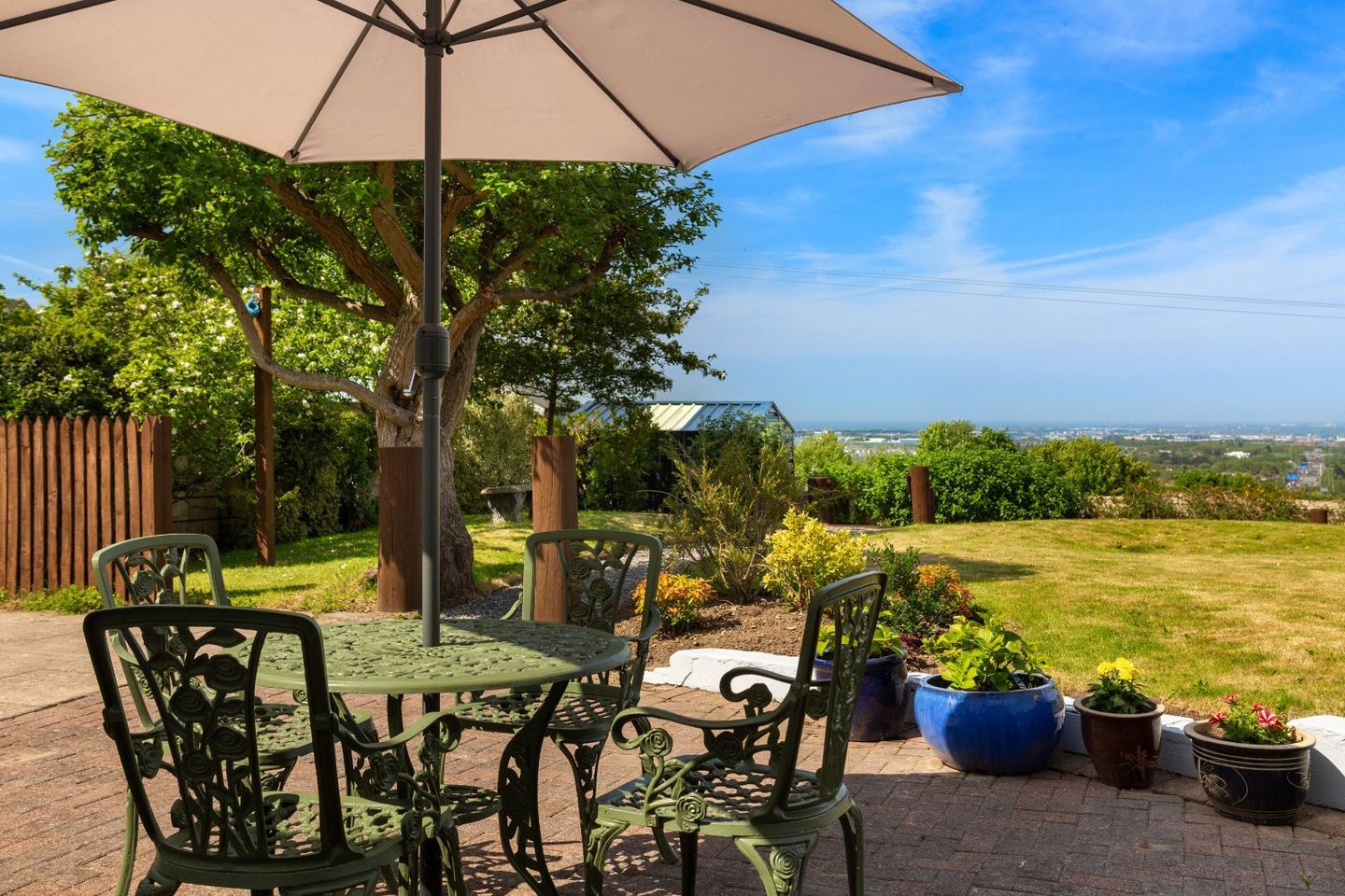 2 Woodtown Cottages, Rathfarnham, Dublin 16, D16W6X0