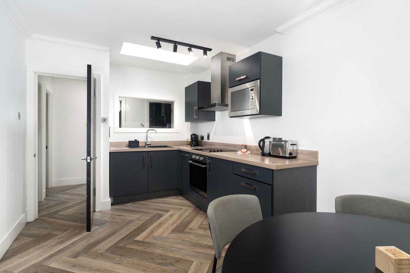 Apt 20 Christchurch Hall, High Street, D08 R281, Dublin 8, D08R281 4