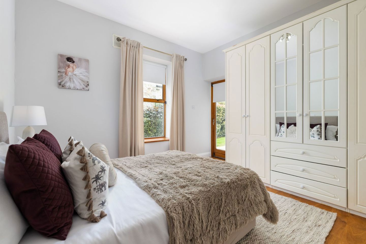 Apartment 3 , Westminster Hall, Foxrock, Dublin 18, D18HY40 13