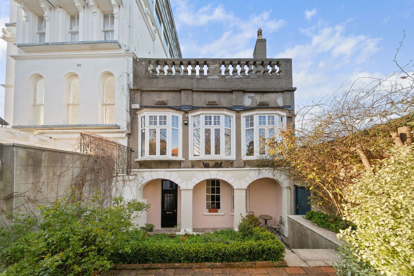 The Mews, East Wing, Holyrood Castle, Holyrood Park, Sandymount, Dublin 4, D04HR12 6