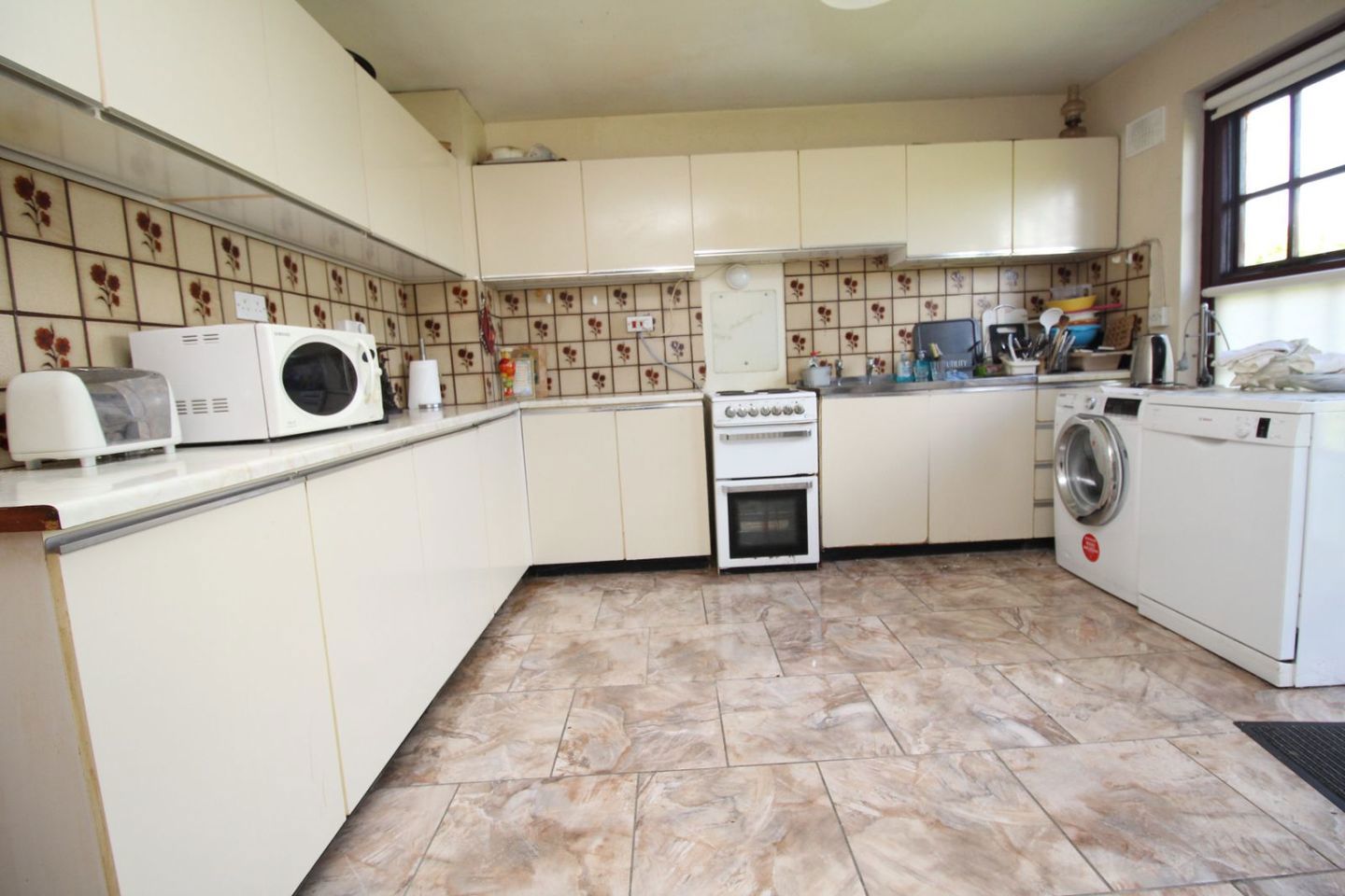 89 College Park, Longford, Longford Town, Co. Longford, N39D3A2