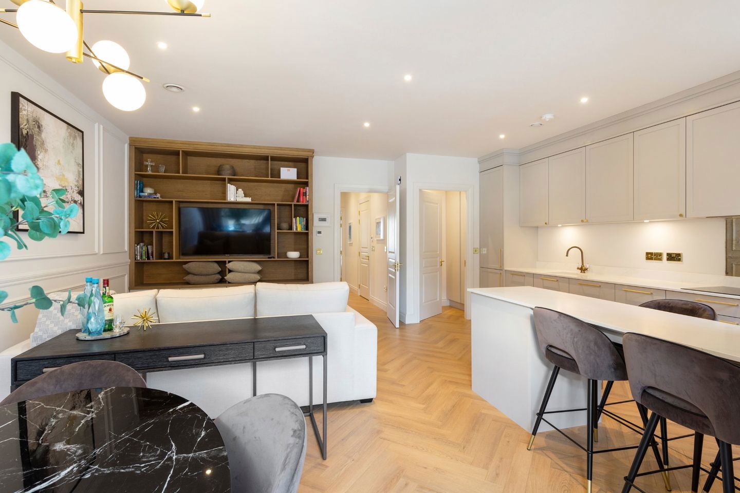 17 Sandymount Castle Court, Sandymount, Dublin 4, D04P9W0 3
