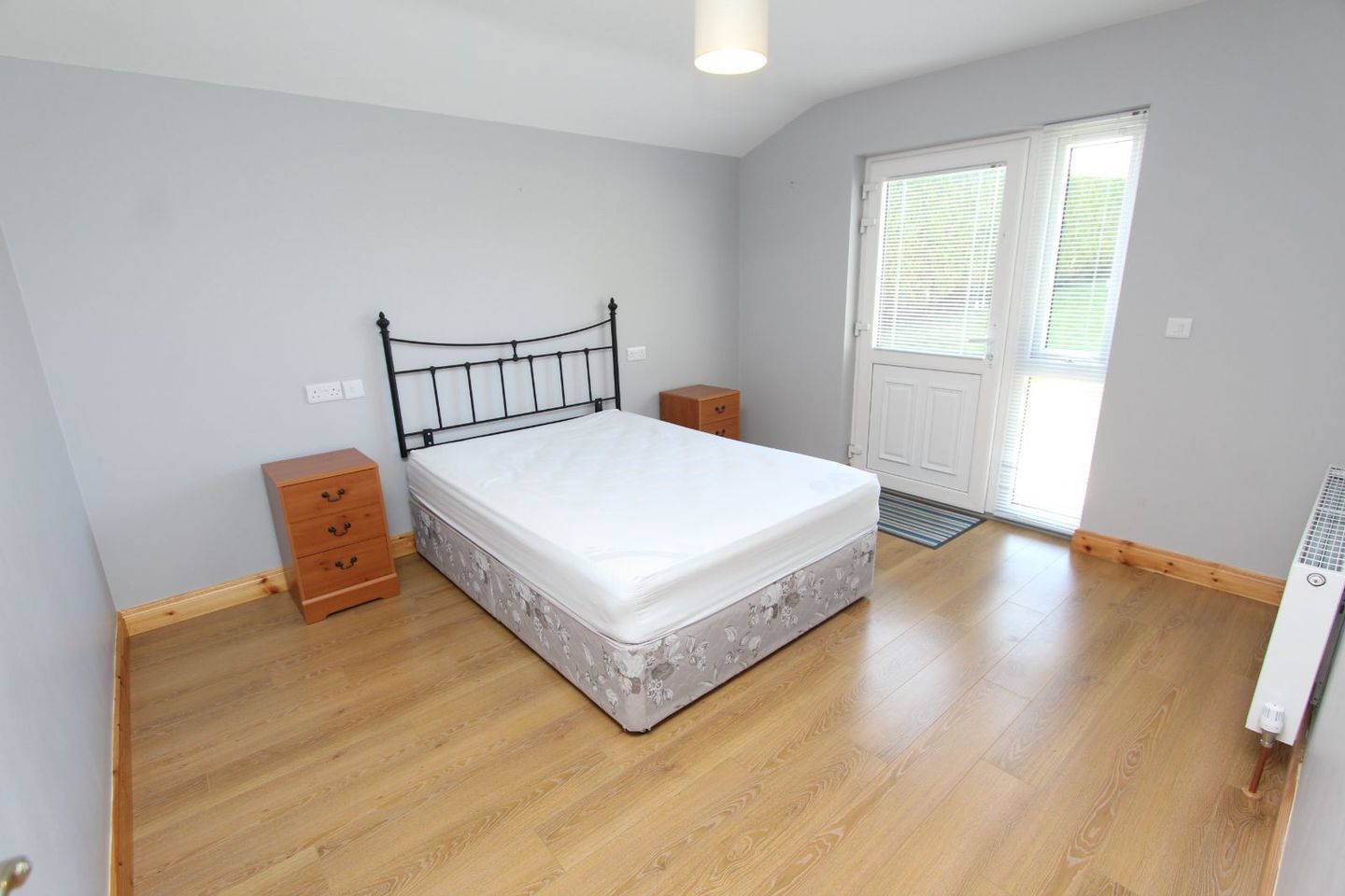4 Bree, Castleblayney, Castleblayney, Co. Monaghan, A75VH92 17