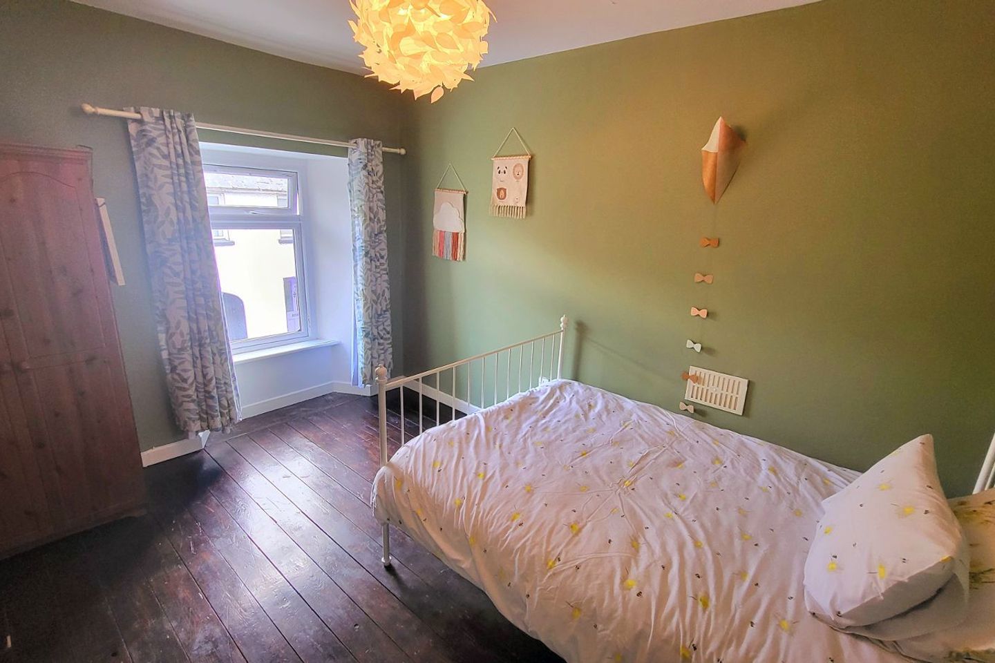 11 Moorpark Street, Birr, Birr, Co. Offaly, R42R791 24