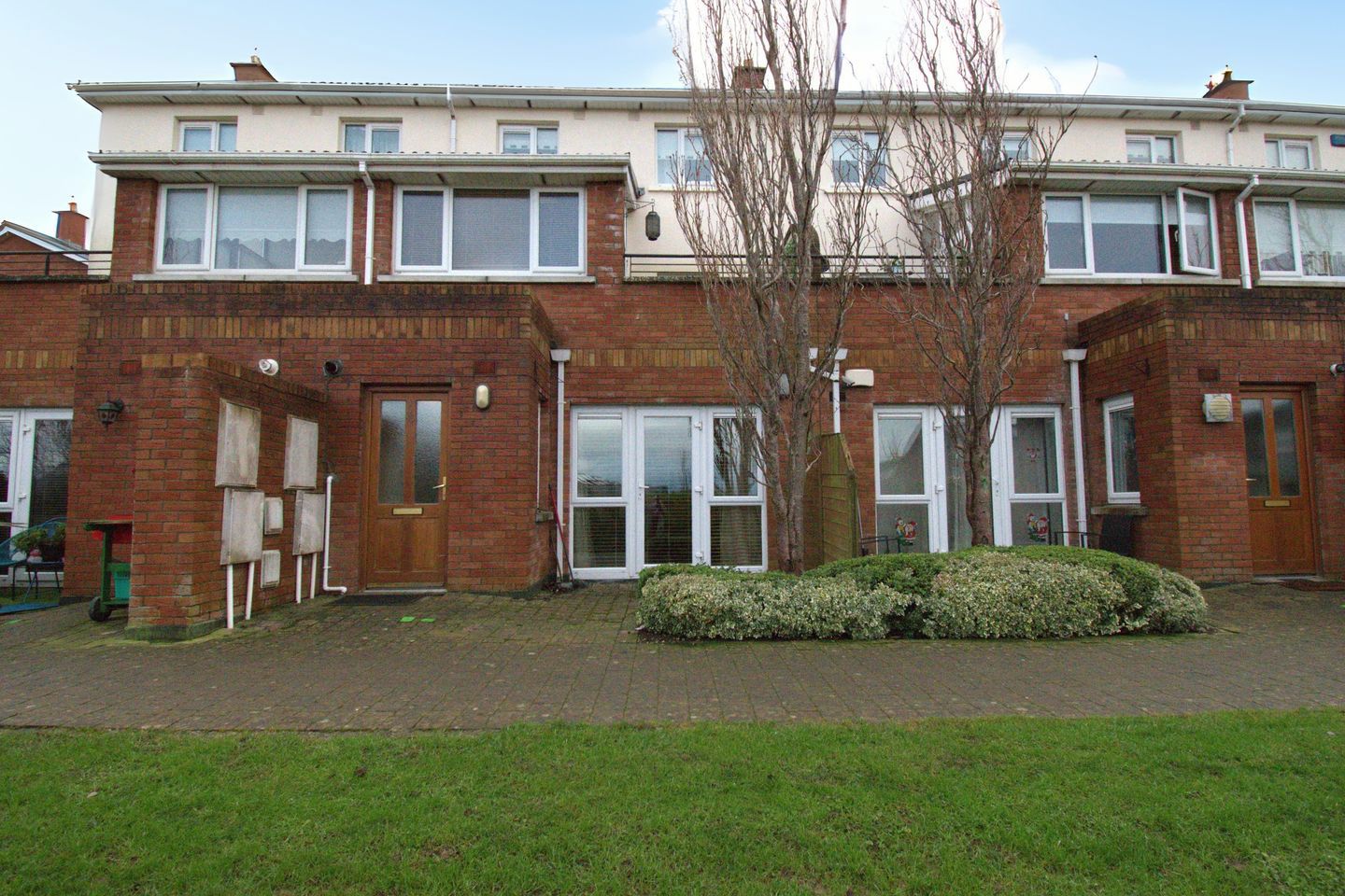 73 Carrig Court, Saggart, Co. Dublin, D24H594 2