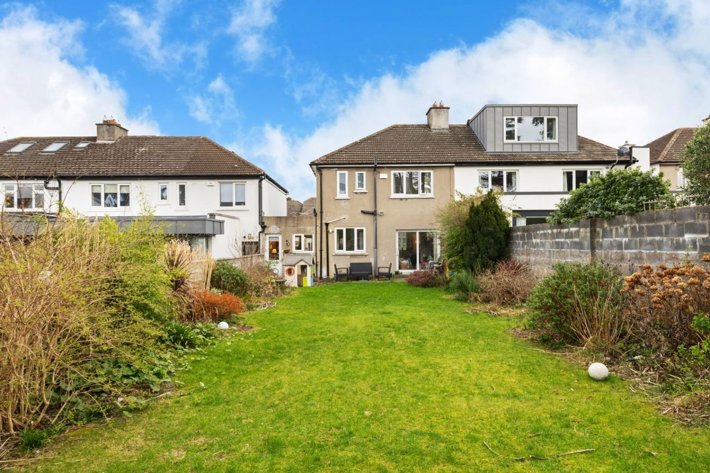27 Farmhill Road, Dublin 14, Goatstown, Dublin 14, D14HH74 16