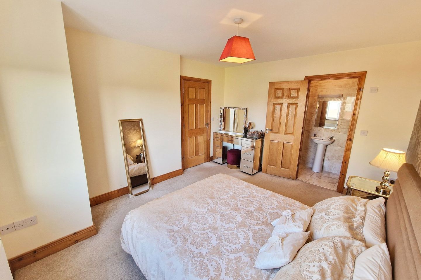 46 Cluainin, Shannon, Co. Clare, V14HN76 4