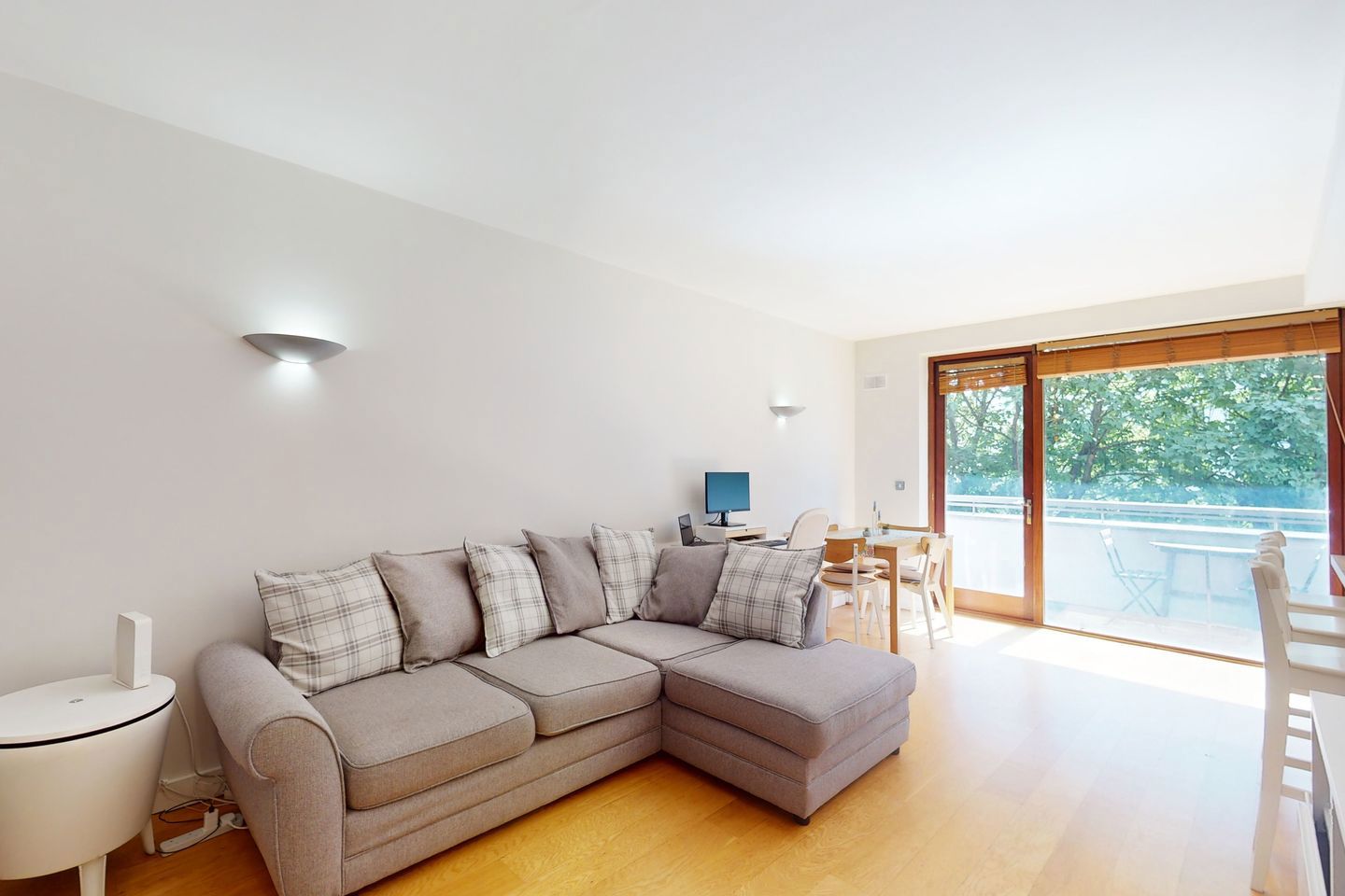 Apartment 2, Portobello Wharf, Portobello, Dublin 8, D08R9W0 2