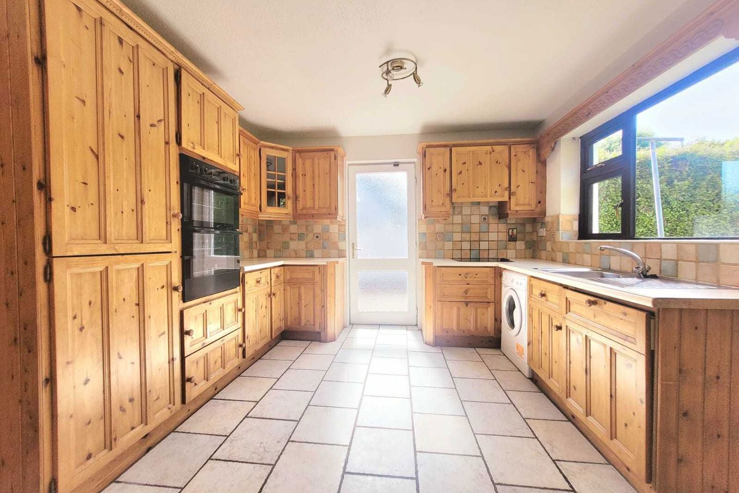 25 Carrig Court, Carrigaline, Co. Cork, P43KV20 22
