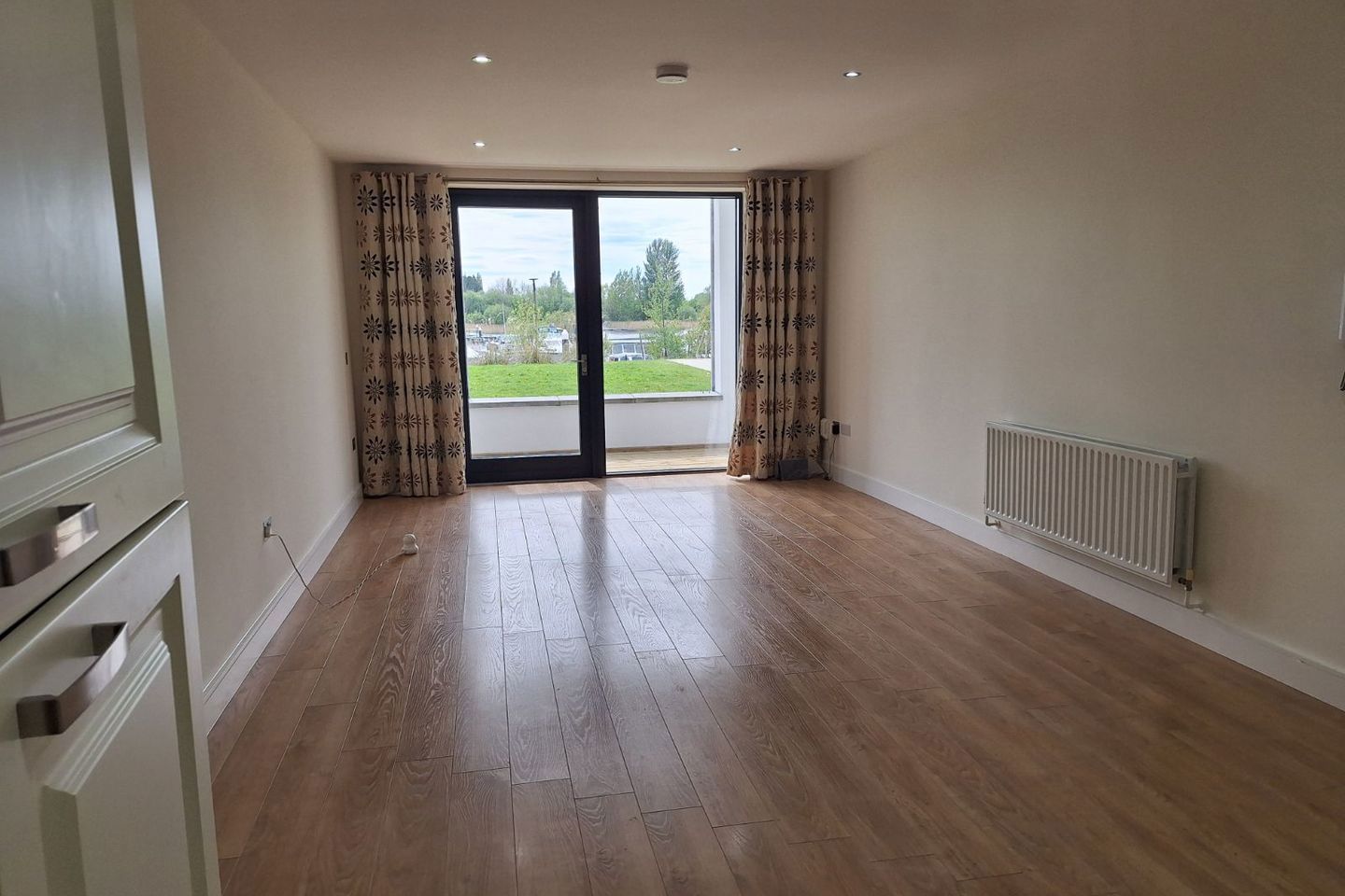 apartment 78 jolly mariner, marina village  brick island, coosan road  athlone