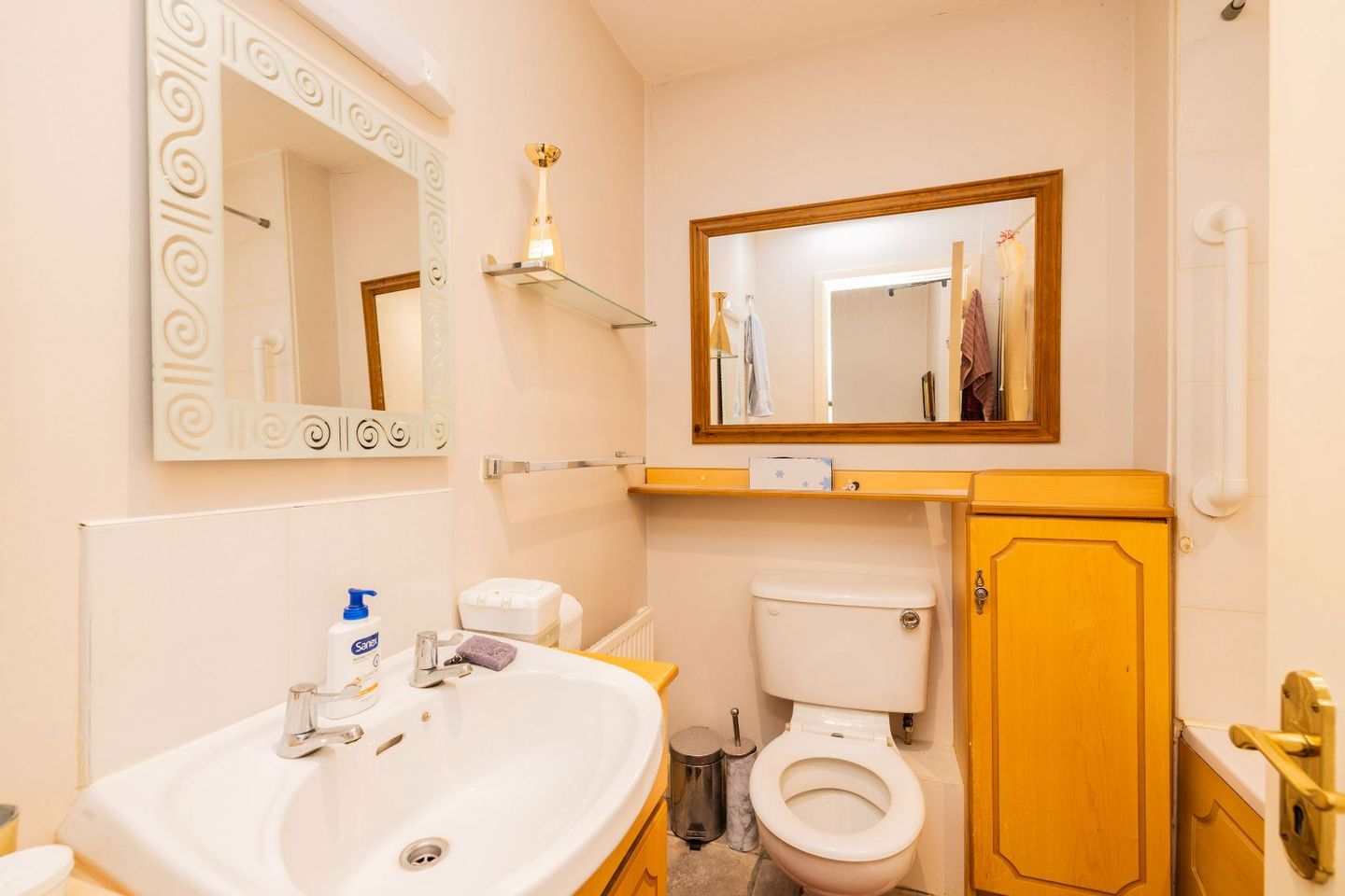 Lír, 89 Hampton Green, Balbriggan, Co. Dublin, K32K268 3