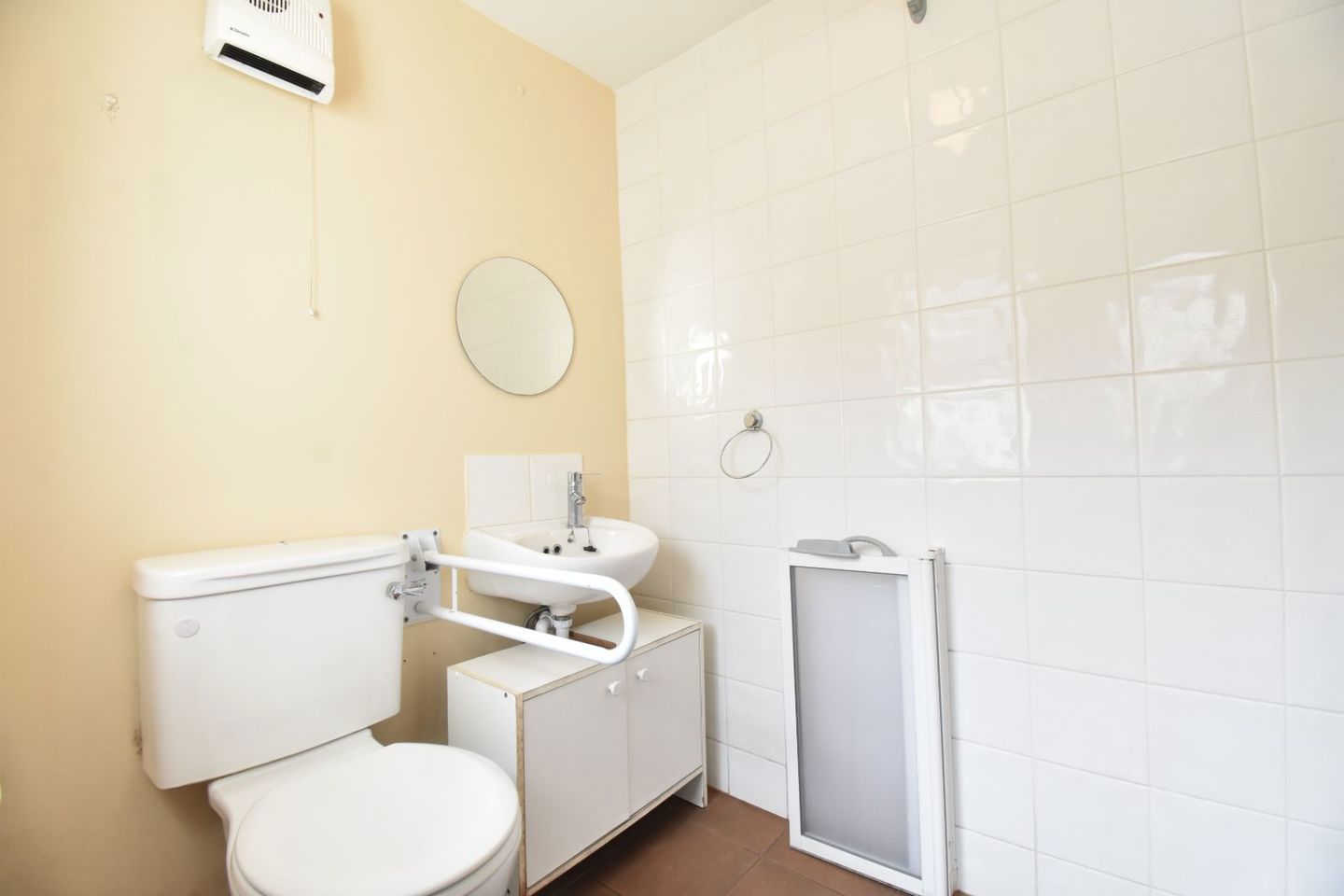 Room 4