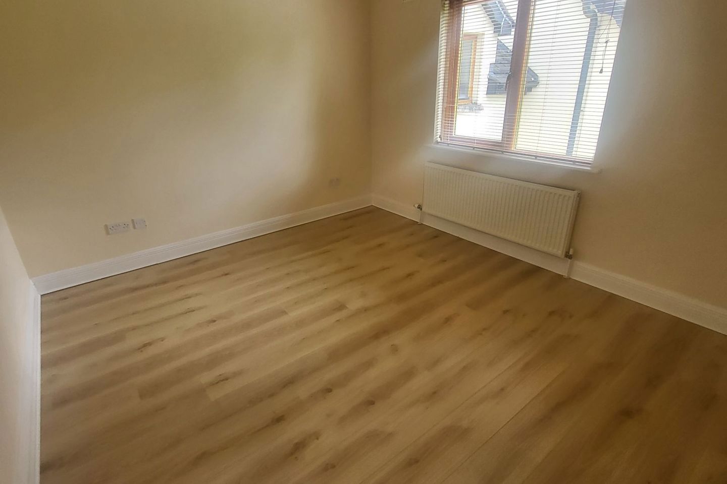 6 Earl Court, Lough Rinn, Gortletteragh, Co. Leitrim, N41X202 31
