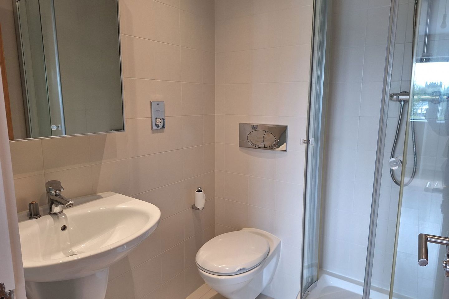 apartment 78 jolly mariner, marina village  brick island, coosan road  athlone
