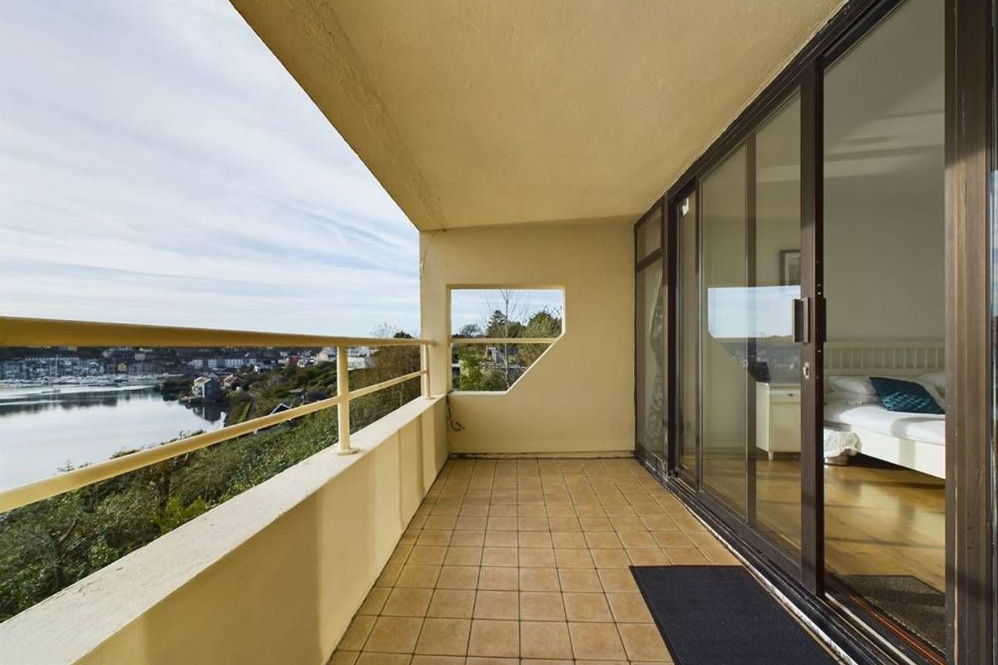 2 Ardbrack Heights, Kinsale, Kinsale, Co. Cork, P17W654 9