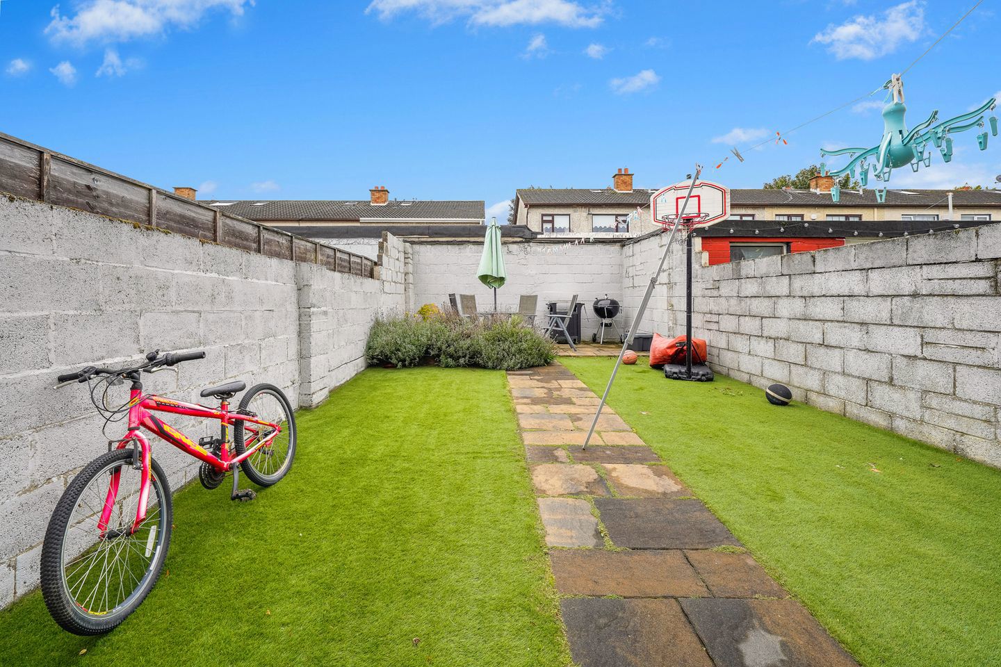 28 Woodford Grove, D22AH79, Clondalkin, Dublin 22 12