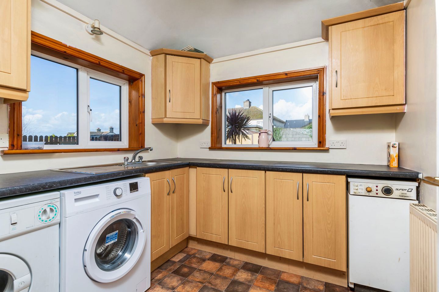 16 Ard Alainn, New Ross, Co. Wexford, Y34PX86 30