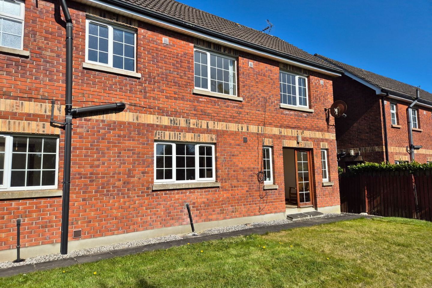 8 Foxfield, Carrickmacross, Carrickmacross, Co. Monaghan, A81EW92