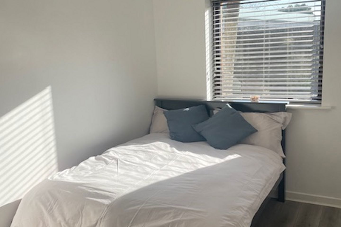 apt 20, carlton court, st lawrence rd dublin 3 2