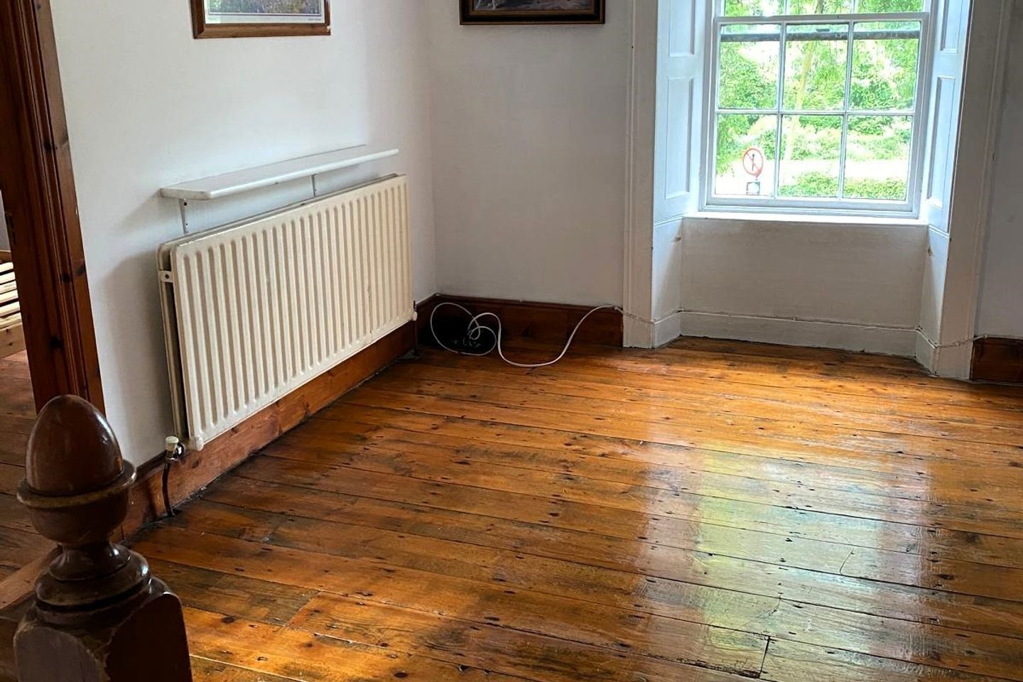 Kendall Cottage, Castle Hill, Carlingford, Co. Louth, A91YF38 4