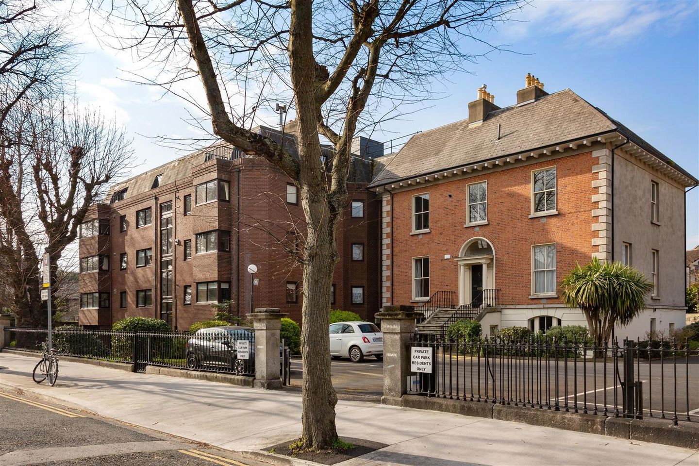 Apt 13 Raglan Hall, Clyde Road, Ballsbridge, Dublin 4 6