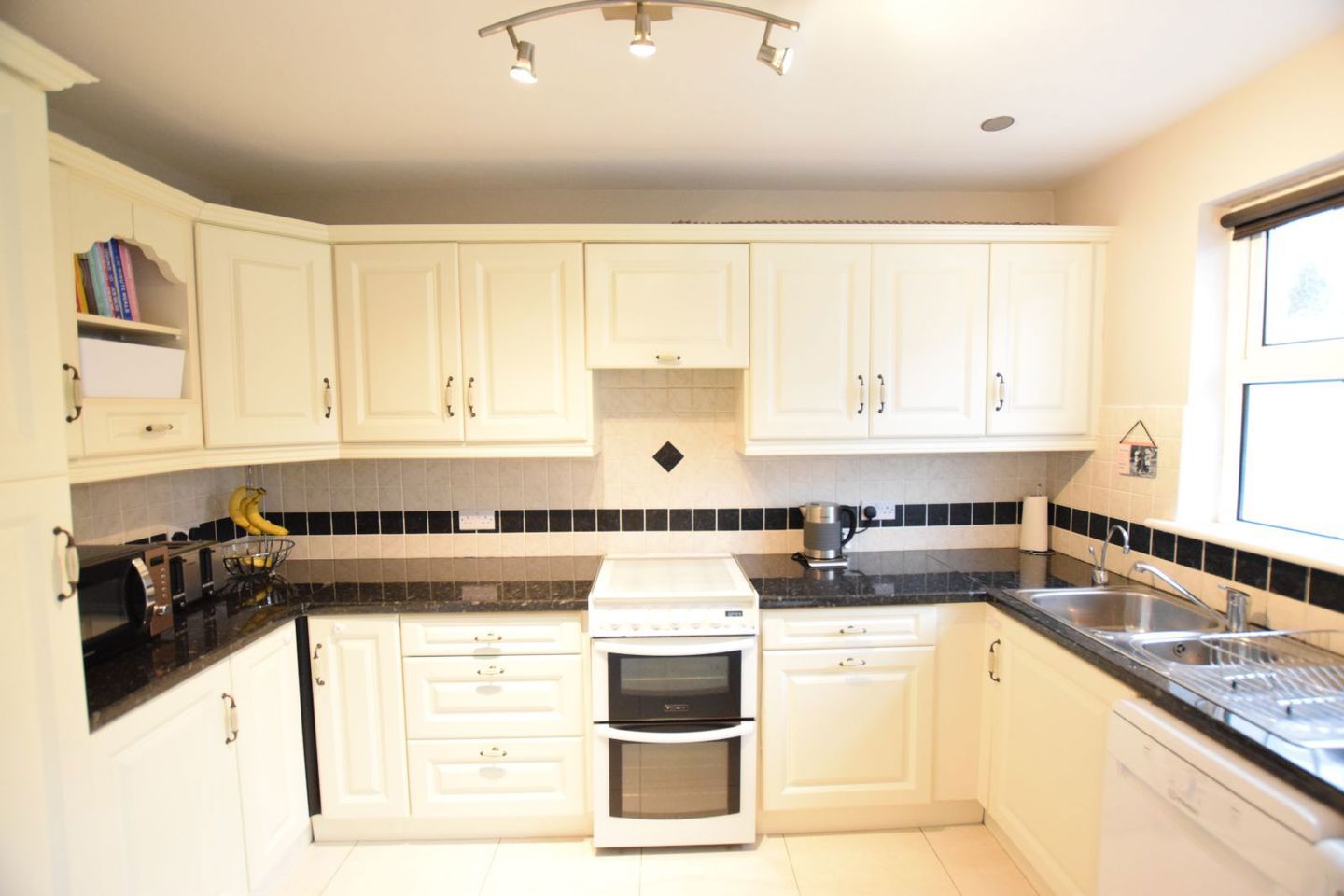 19 Laurel Ridge, Shanakiel, Co. Cork, T23DC5K 16